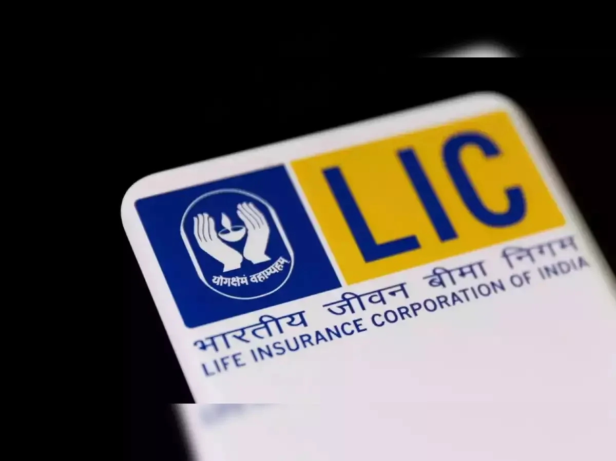 LIC agents and employees
